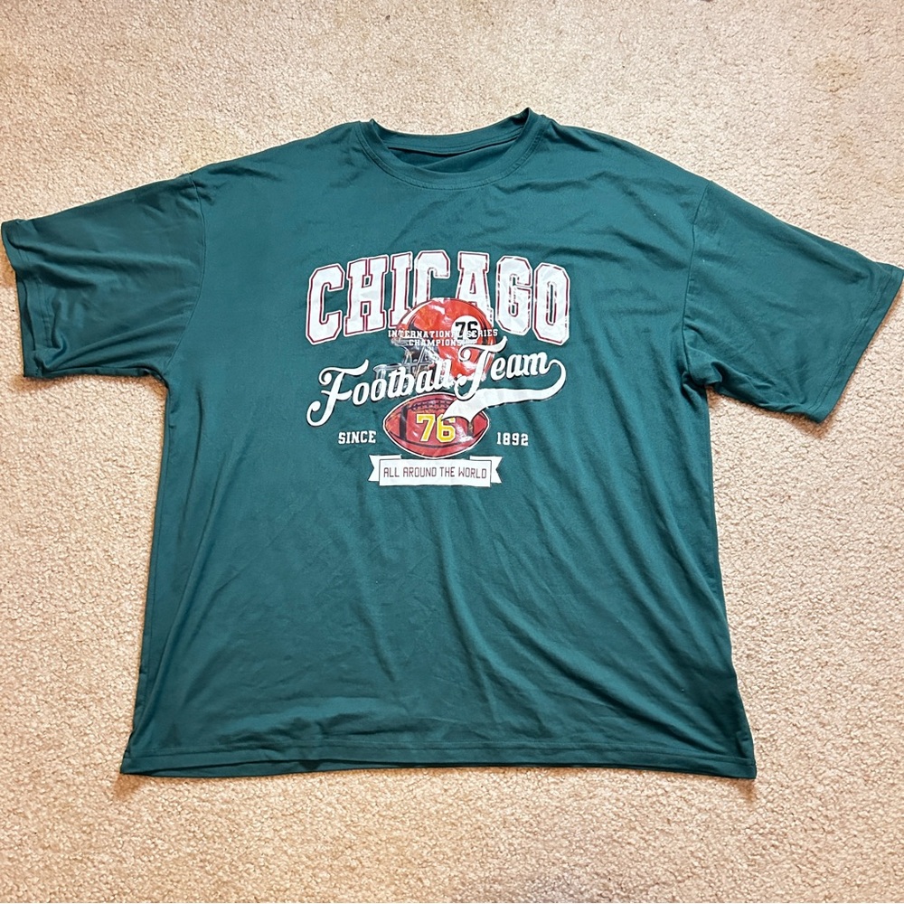 Chicago Football Team Graphic T-Shirt - Green